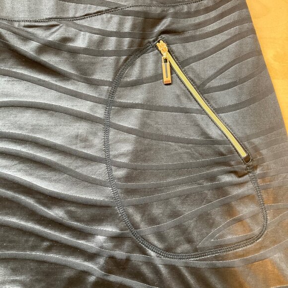 #43Jamie Sadock Black with Gold Zippers Golf Skort, Size XL - Picture 5 of 9
